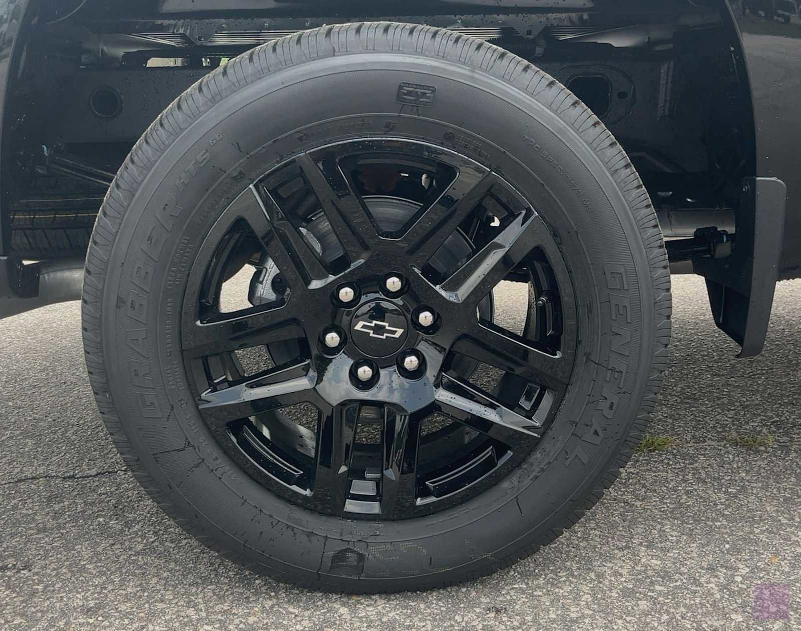 New 2026 Chevrolet Silverado 1500 Custom w/ Rally Edition AWD/4WD image 38
