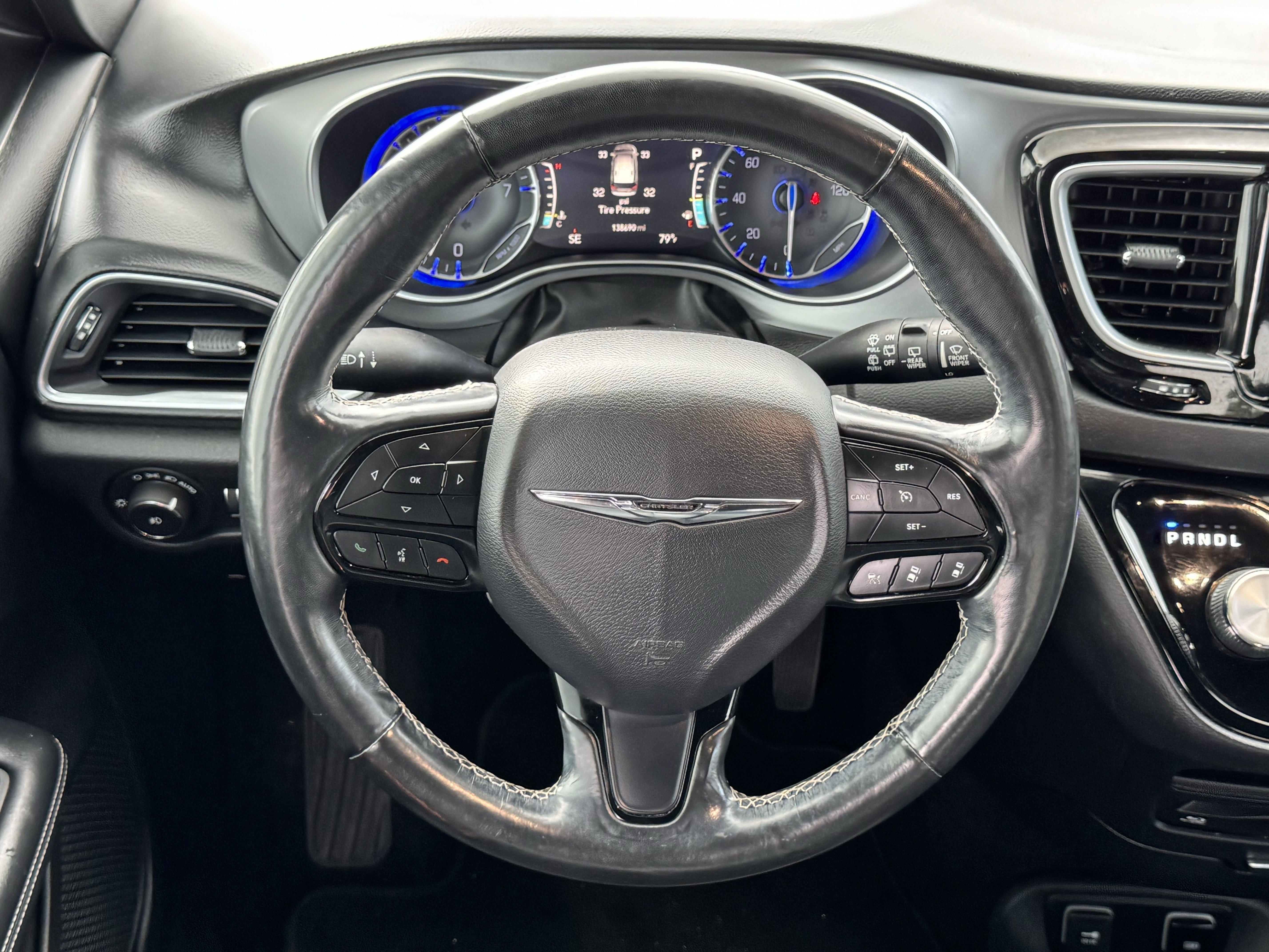 Used 2019 Chrysler Pacifica Touring-L Plus w/ Advanced Safetytec Group FWD image 15