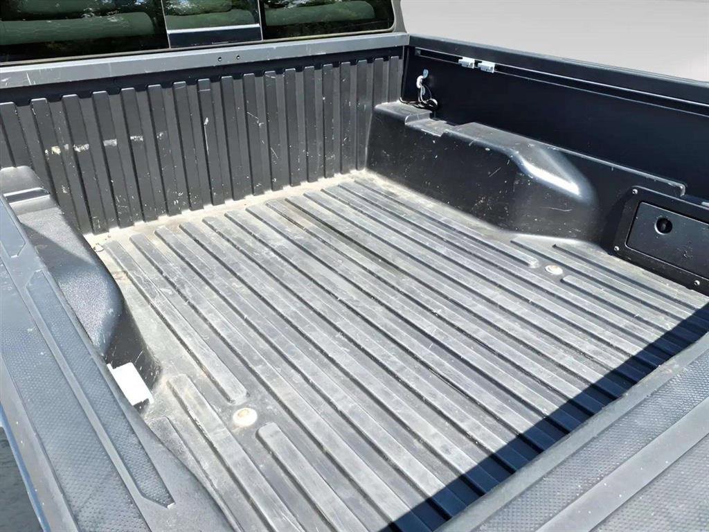 Used 2018 Toyota Tacoma SR5 image 24