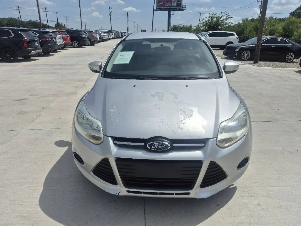 Used 2013 Ford Focus SE FWD image 3