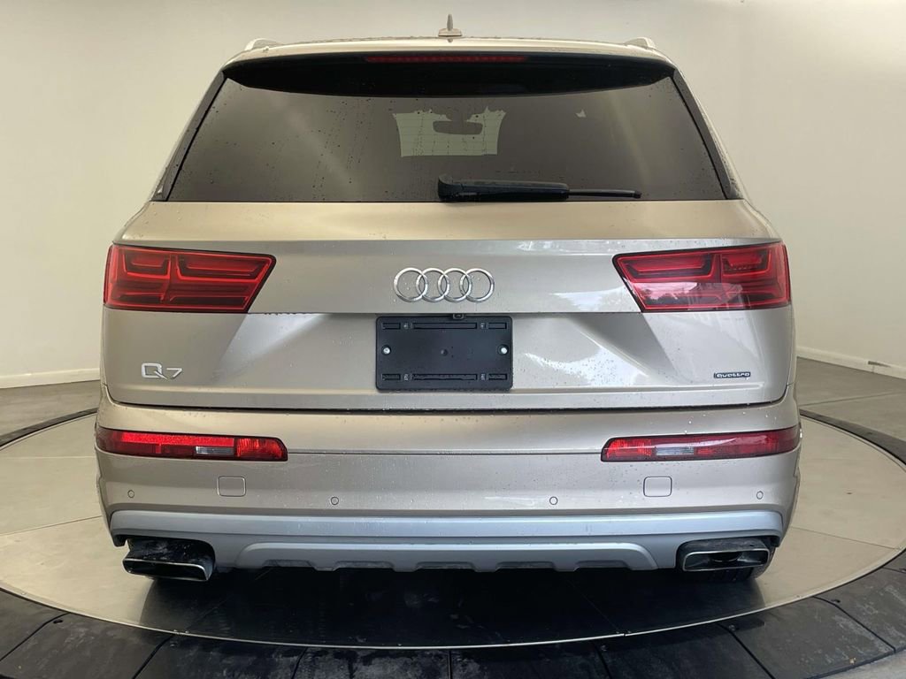 Used 2018 Audi Q7 2.0T Premium Plus w/ Premium Plus Package AWD/4WD image 6