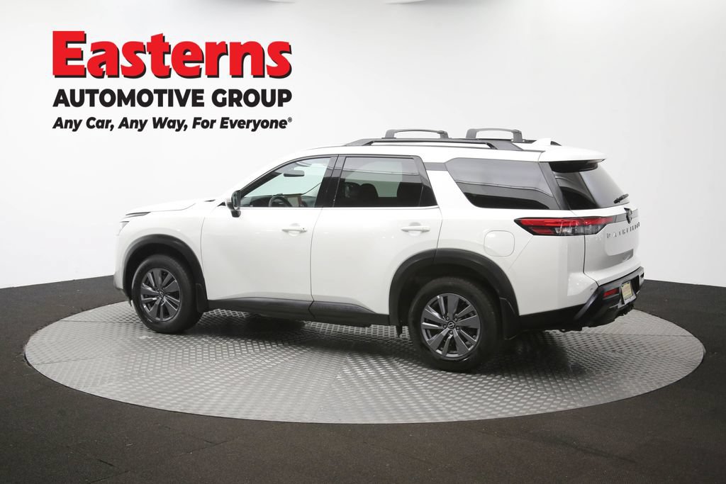 Used 2024 Nissan Pathfinder SV w/ SV Premium Package AWD/4WD image 67