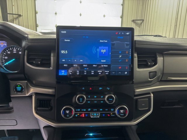 Used 2024 Ford Expedition XLT image 21