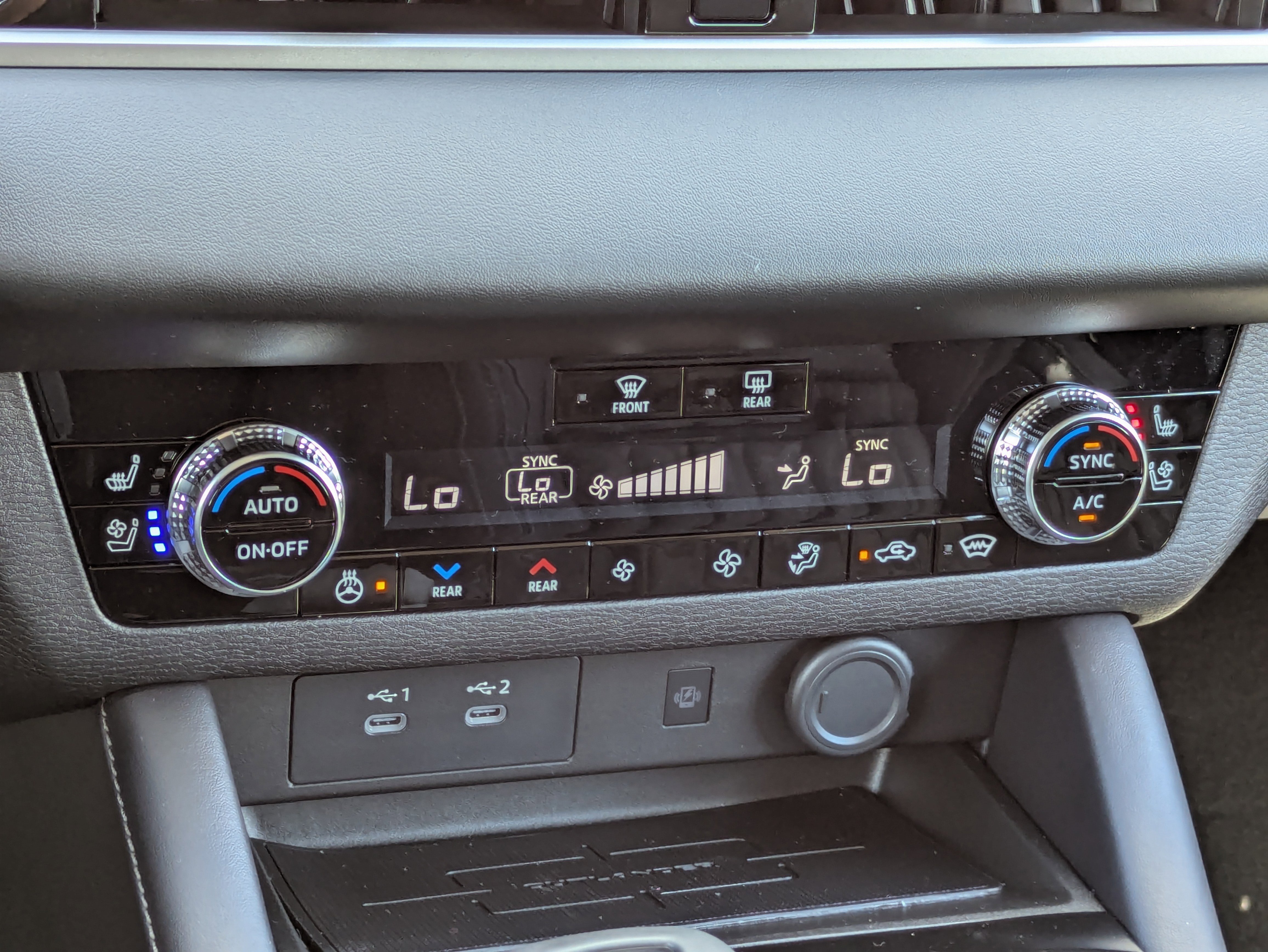 New 2025 Mitsubishi Outlander SEL image 21