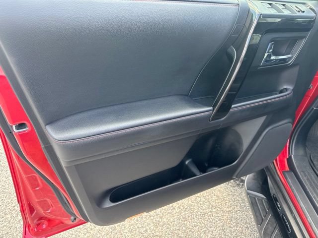 Used 2021 Toyota 4Runner Venture w/ Moonroof Package AWD/4WD image 14