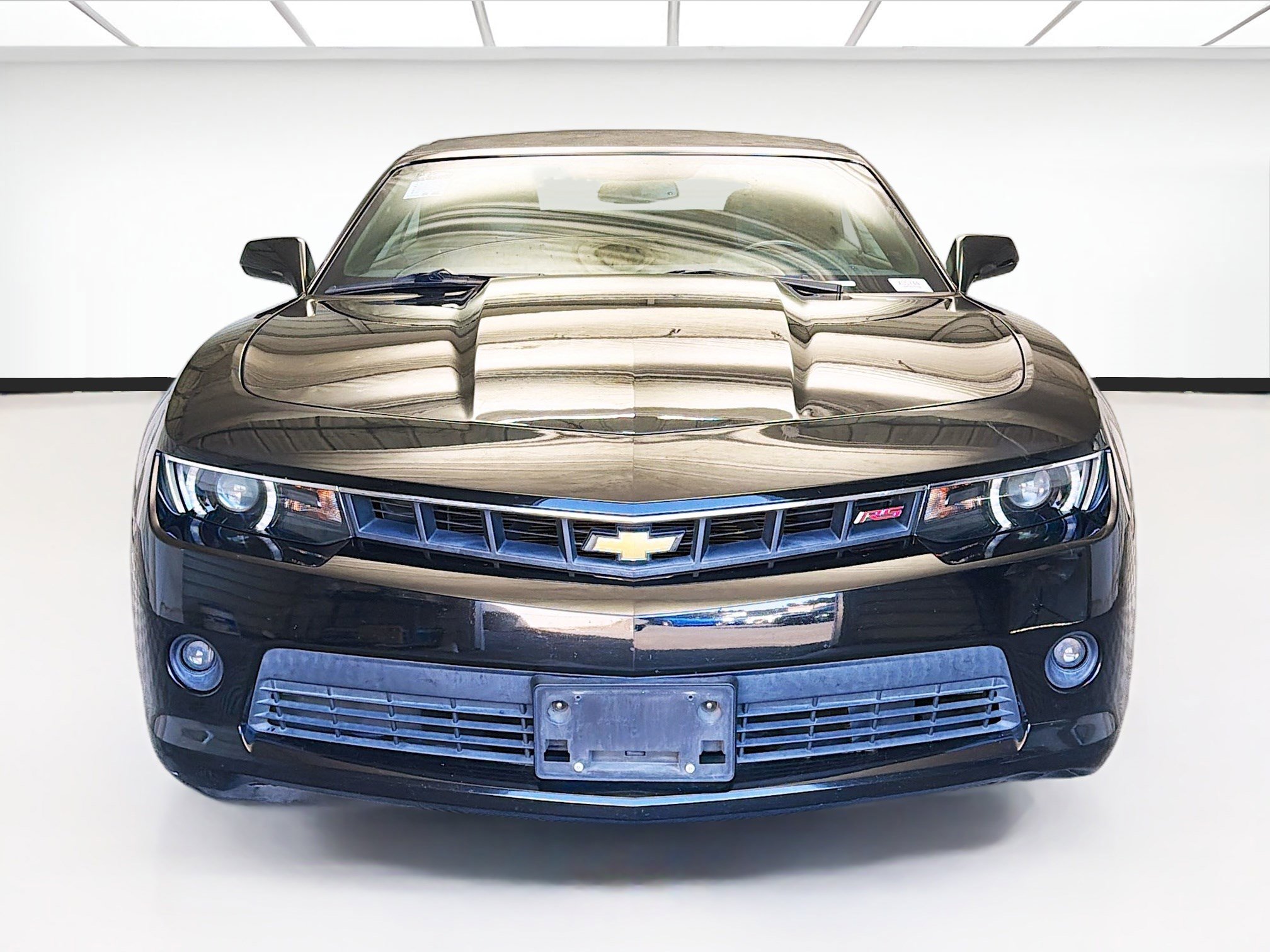 Used 2015 Chevrolet Camaro LT w/ RS Package image 2