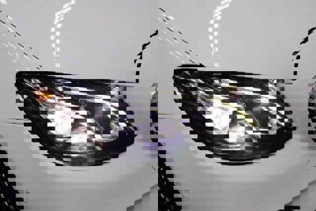 Used 2018 Mercedes-Benz E 300 4MATIC w/ Premium 1 Package image 29