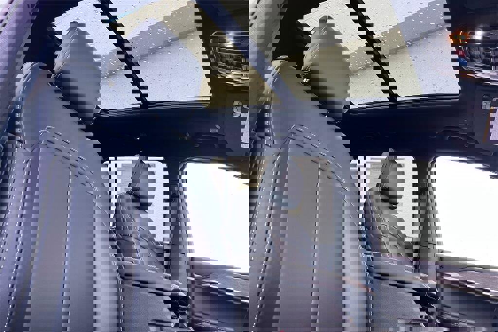 New 2025 Jeep Grand Cherokee L Limited image 18