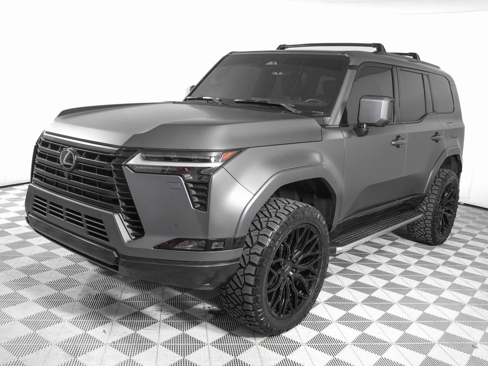 Used 2025 Lexus GX 550 550 Luxury w/ Cold Area Package image 9