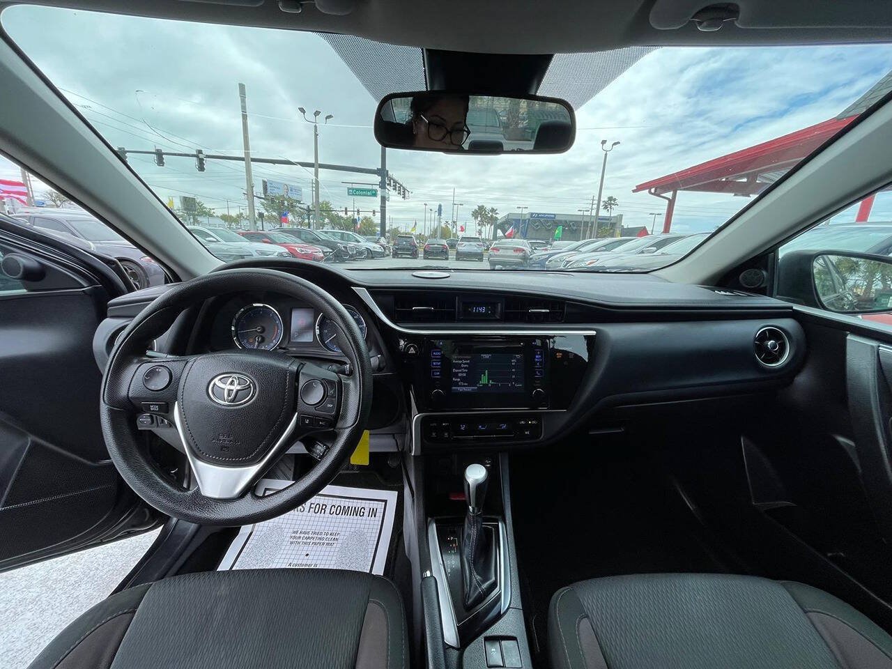 Used 2017 Toyota Corolla LE FWD image 20