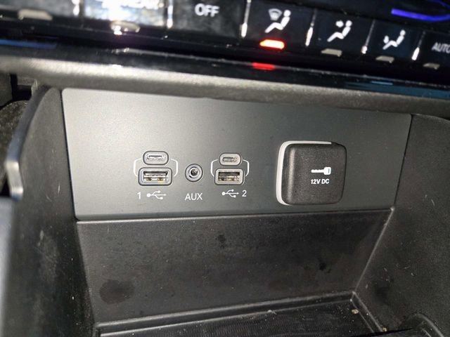 Used 2024 Jeep Grand Cherokee Limited w/ Black Appearance Package image 25