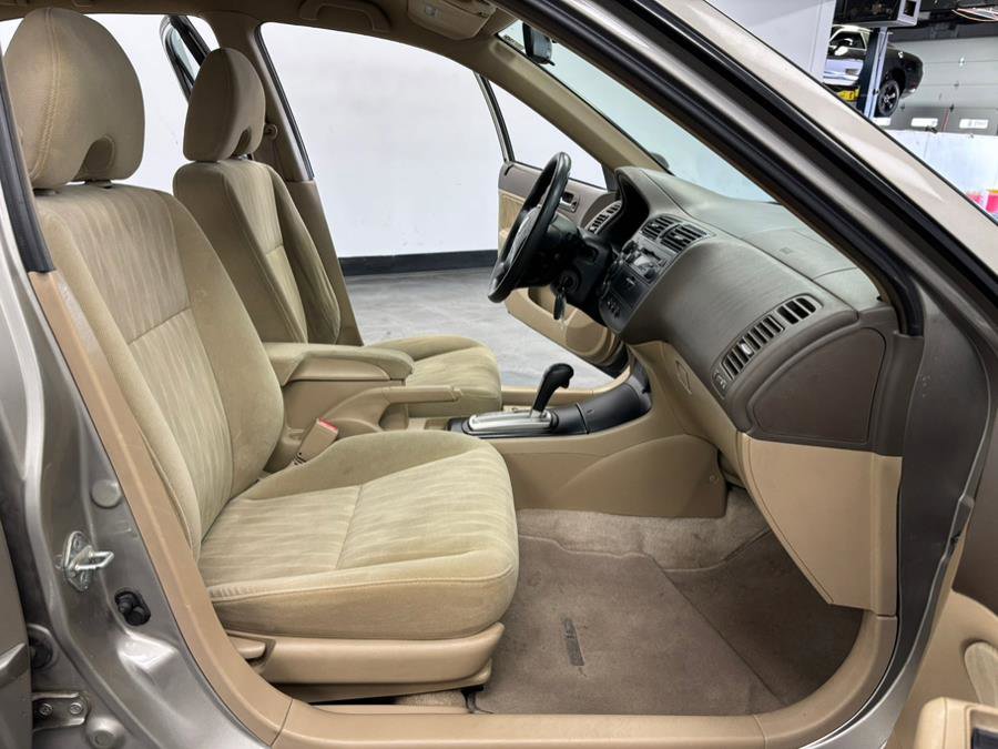 Used 2005 Honda Civic LX Special Edition image 32