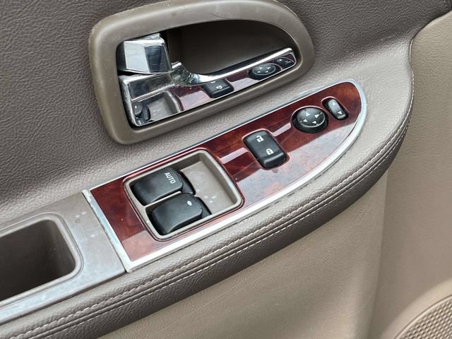 Used 2006 Buick Terraza CXL w/ Driver Confidence Package FWD image 19