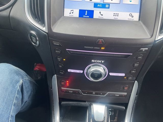 Used 2017 Ford Edge Titanium image 26