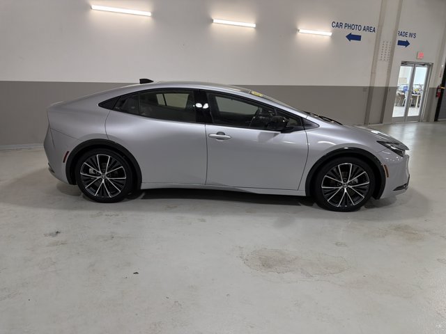 Used 2023 Toyota Prius Limited w/ Limited Premium Package FWD image 10
