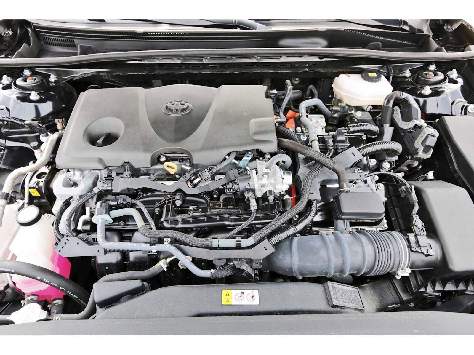 Used 2025 Toyota Camry XSE image 30