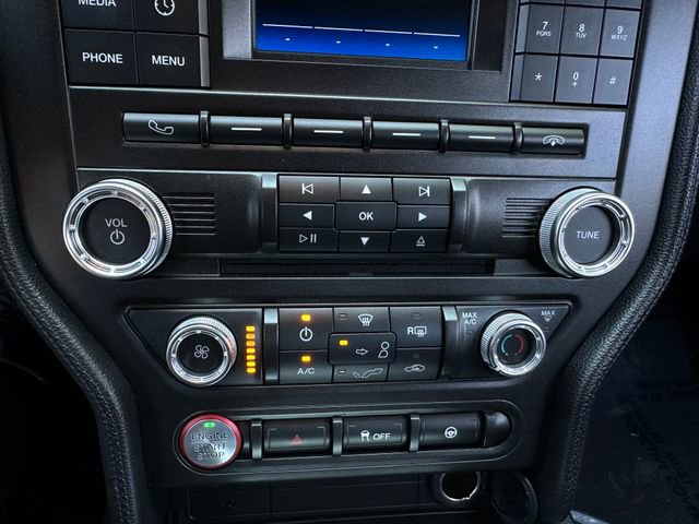 Used 2018 Ford Mustang Coupe image 25