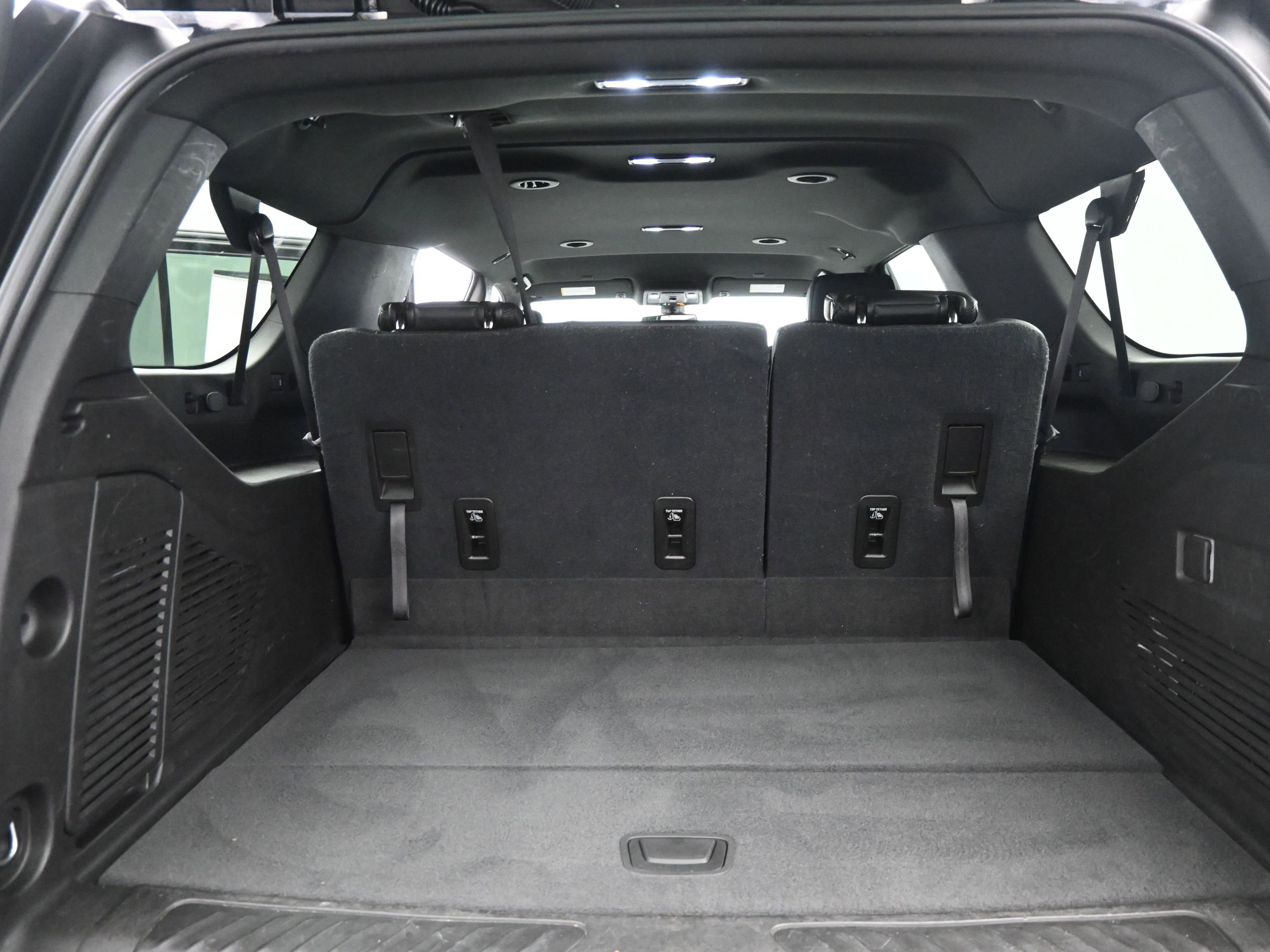 Used 2021 Chevrolet Suburban LT image 19