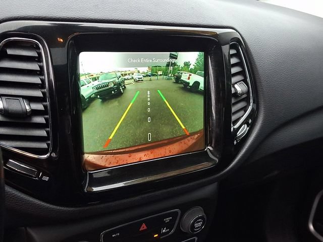 Used 2021 Jeep Compass Limited w/ Sun and Sound Group AWD/4WD image 31