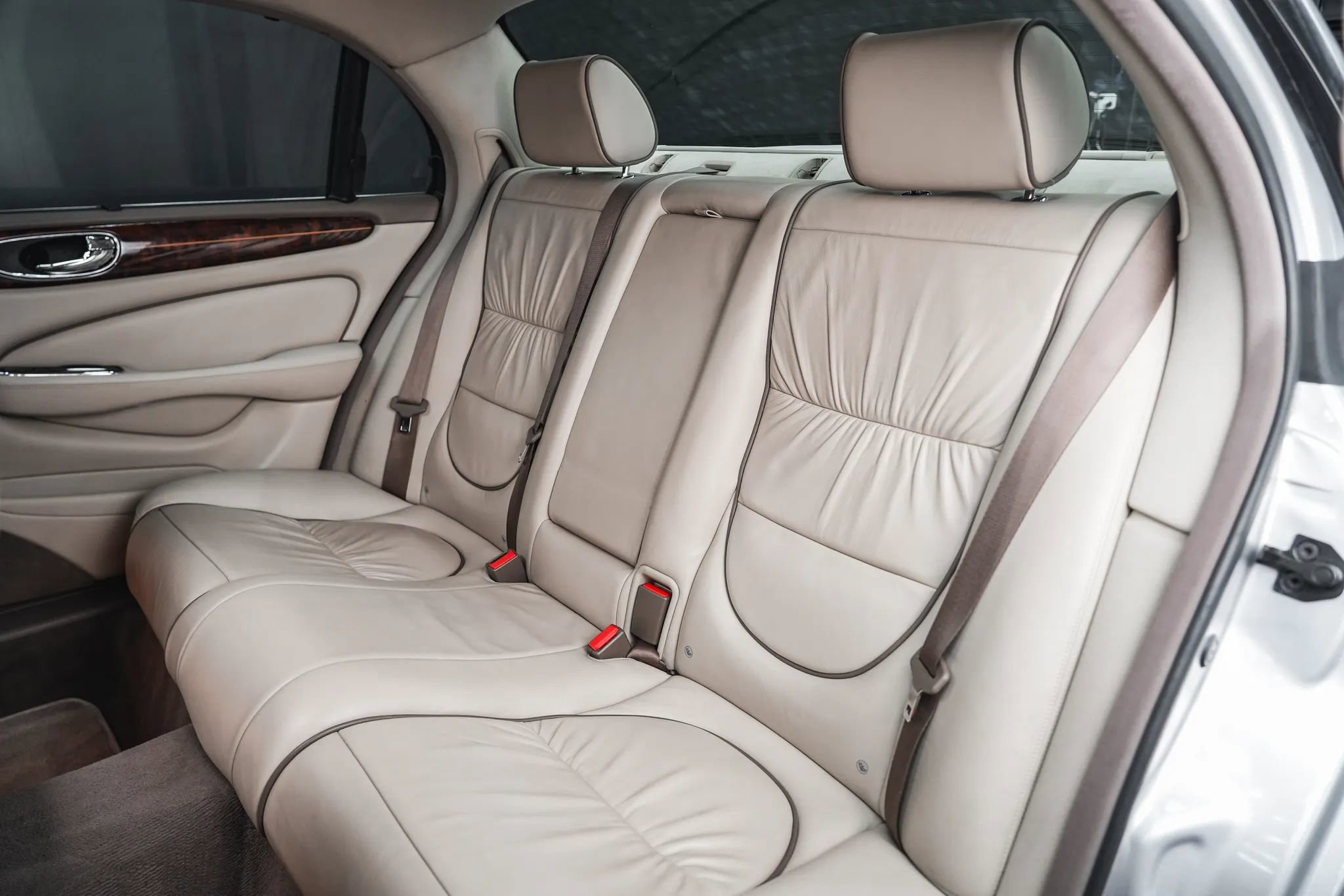 Used 2006 Jaguar XJ Vanden Plas RWD image 46