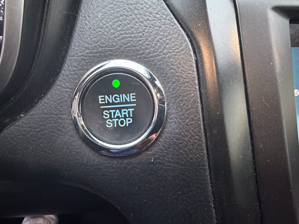 Used 2019 Ford Fusion Titanium AWD/4WD image 19