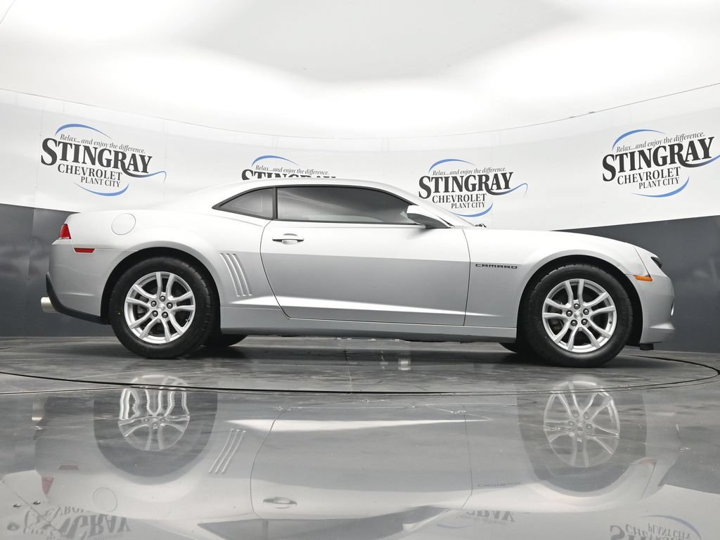 Used 2015 Chevrolet Camaro LT RWD image 33