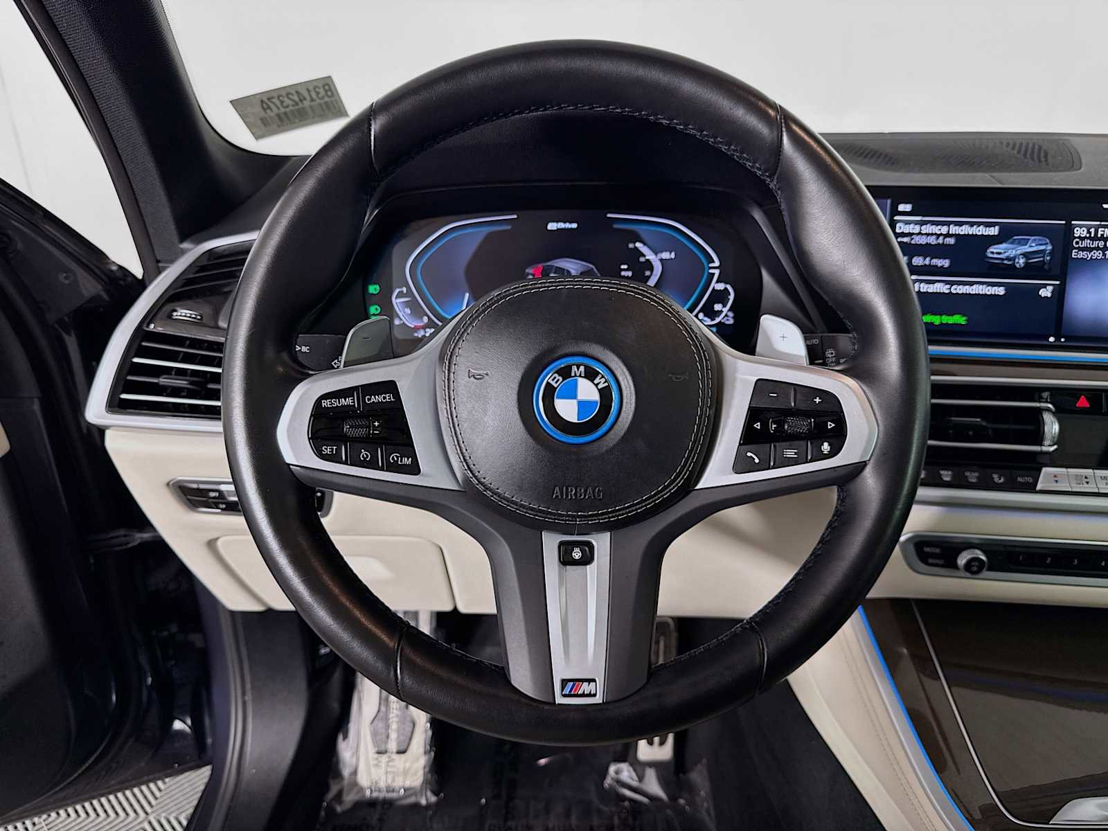 Used 2022 BMW X5 xDrive45e w/ M Sport Package image 11