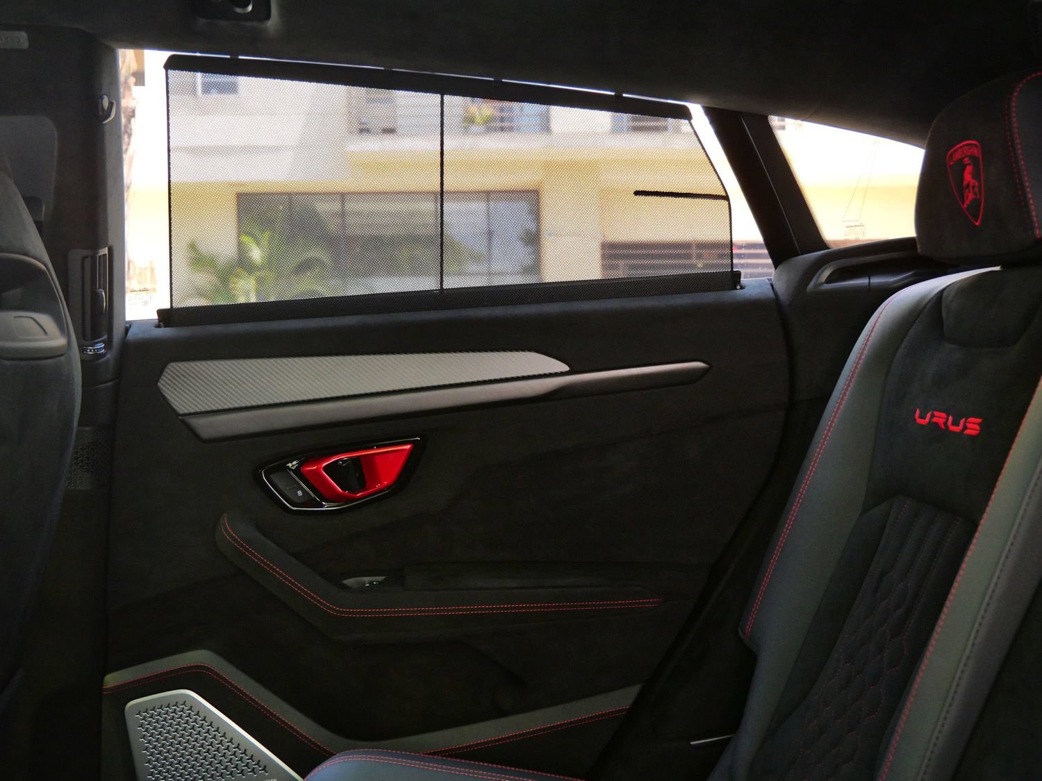 Used 2024 Lamborghini Urus Performante AWD/4WD image 18