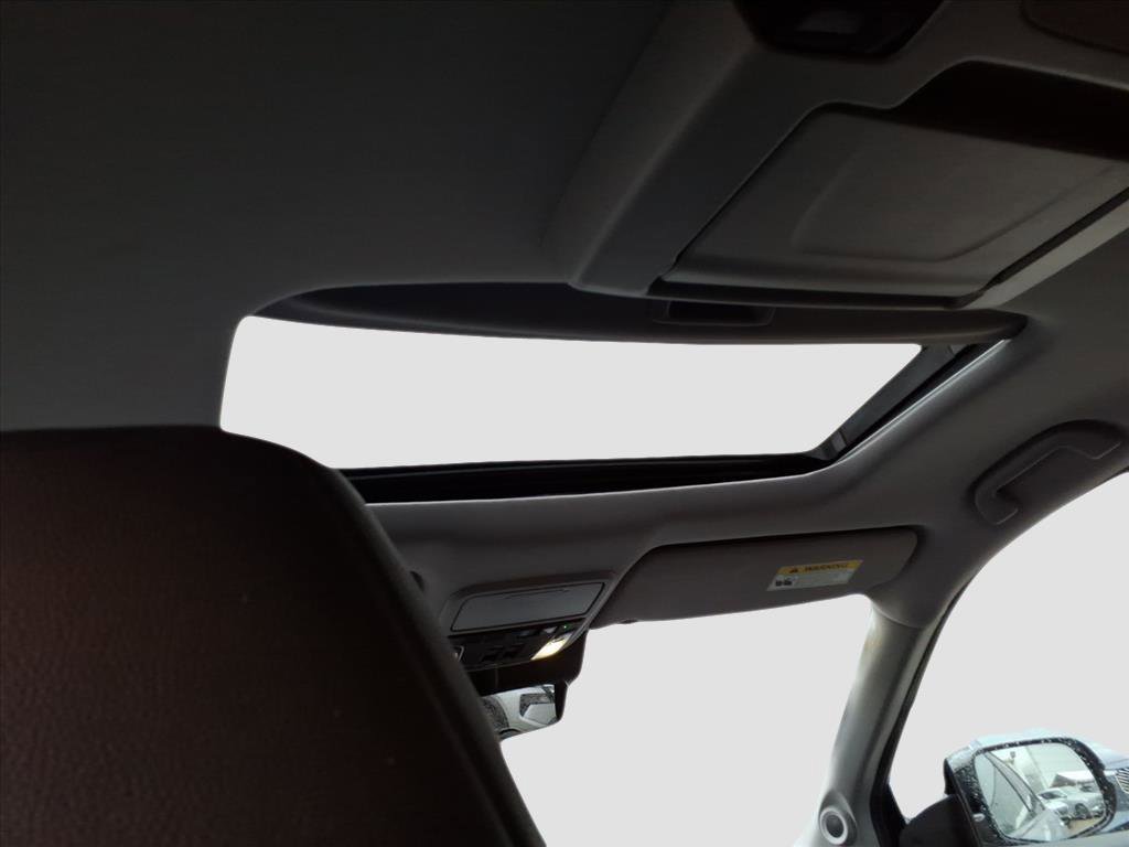 Used 2019 Honda Pilot Elite image 16