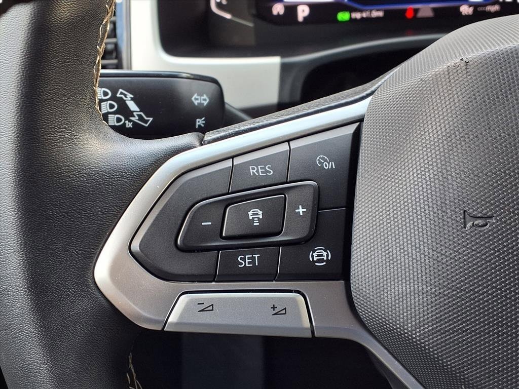 New 2026 Volkswagen Atlas Cross Sport SE image 9