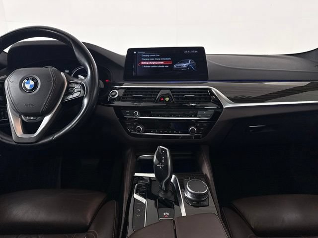 Used 2018 BMW 530e xDrive AWD/4WD image 29