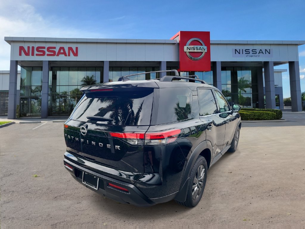 Certified 2026 Nissan Pathfinder SV FWD image 3