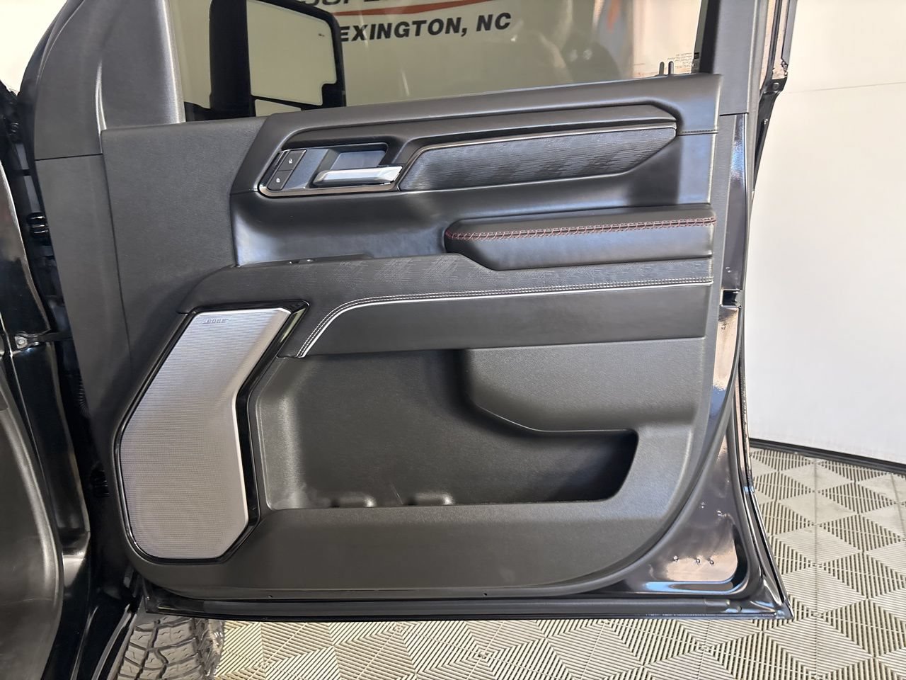 Used 2026 GMC Sierra 2500 AT4X AWD/4WD image 29