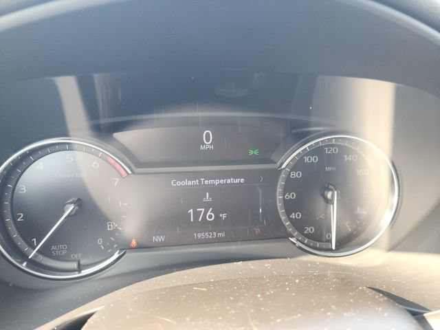 Used 2020 Cadillac XT4 Premium Luxury FWD image 28