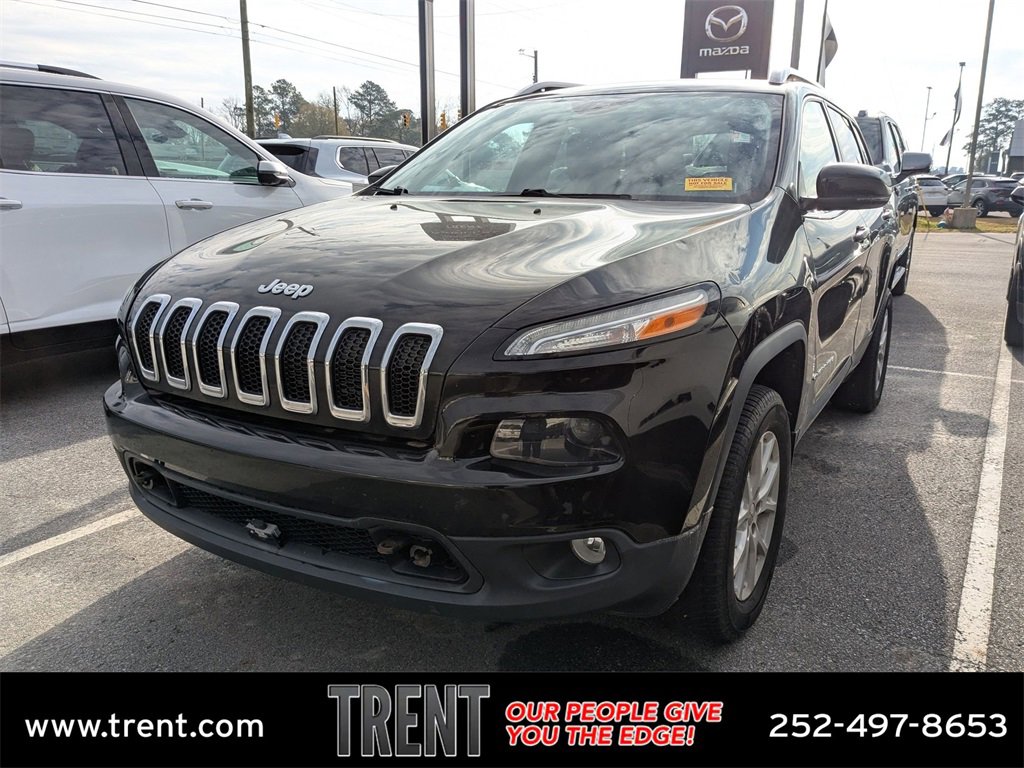 Used 2017 Jeep Cherokee Latitude w/ Safety/Convenience Group