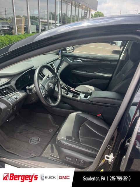 Used 2017 Buick LaCrosse Essence w/ Sun and Shade Package FWD image 6