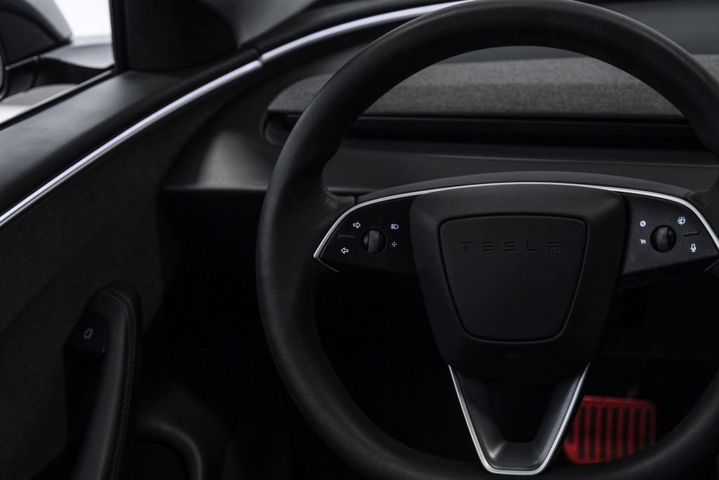 Used 2024 Tesla Model 3 Standard Range RWD image 23