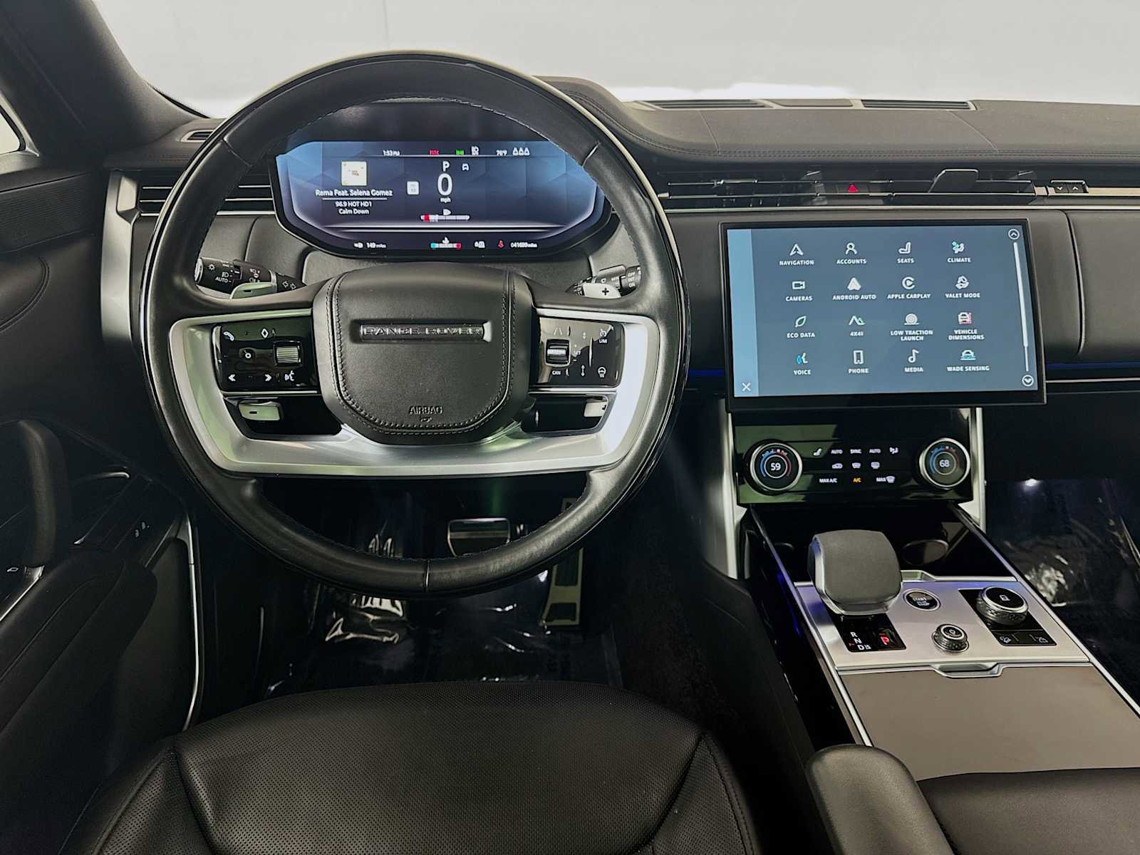 Certified 2023 Land Rover Range Rover SE image 42