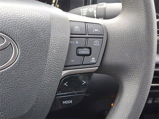 Used 2025 Toyota Camry LE image 21