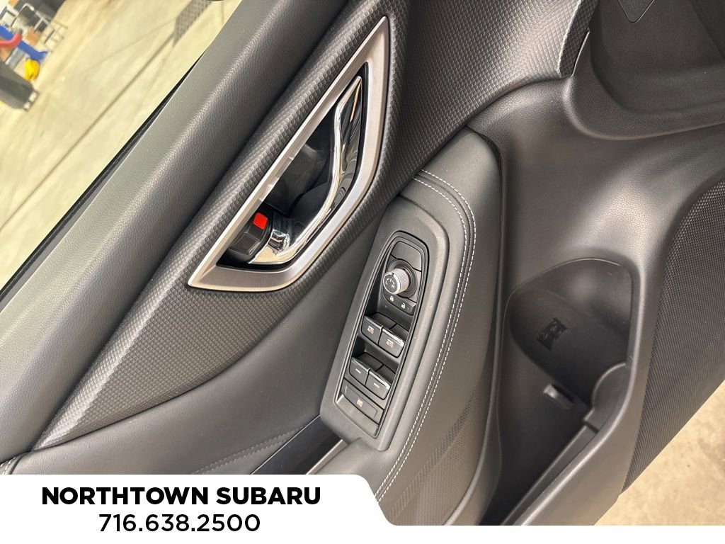 Used 2020 Subaru Forester Limited image 21