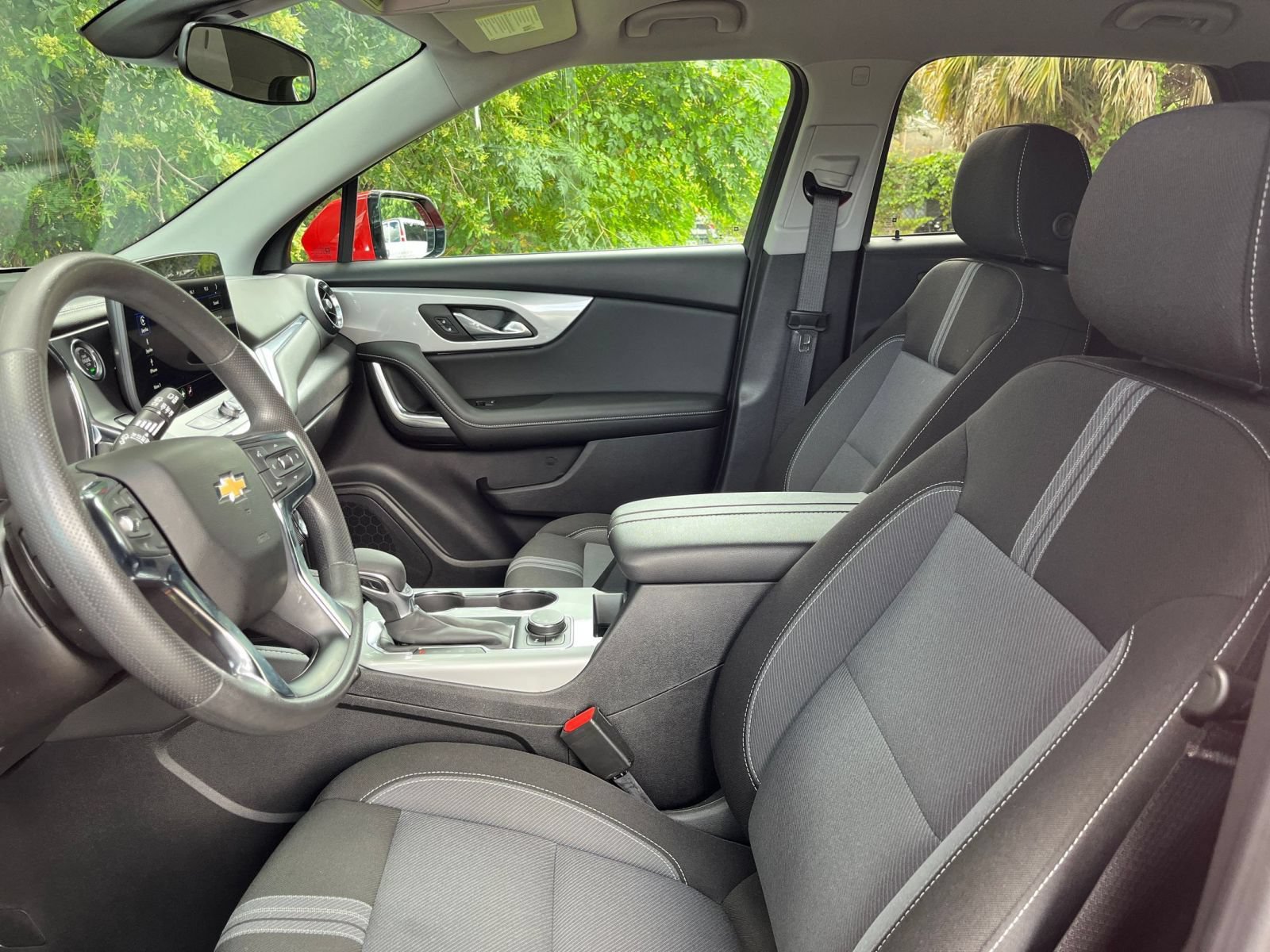 Used 2026 Chevrolet Blazer LT FWD image 26