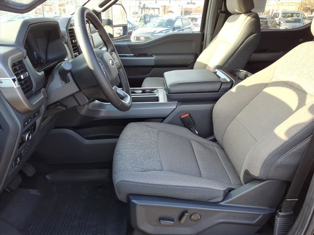 Used 2024 Ford F150 XLT w/ Equipment Group 303A High image 4