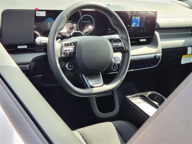 New 2026 Hyundai Ioniq 5 SE image 3