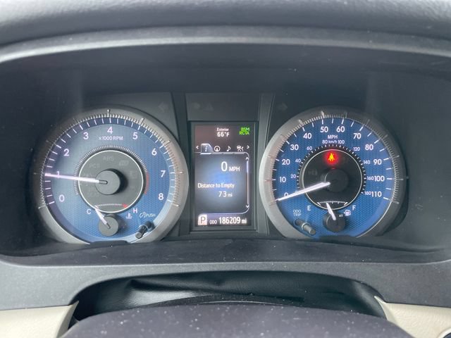 Used 2019 Toyota Sienna XLE FWD image 9
