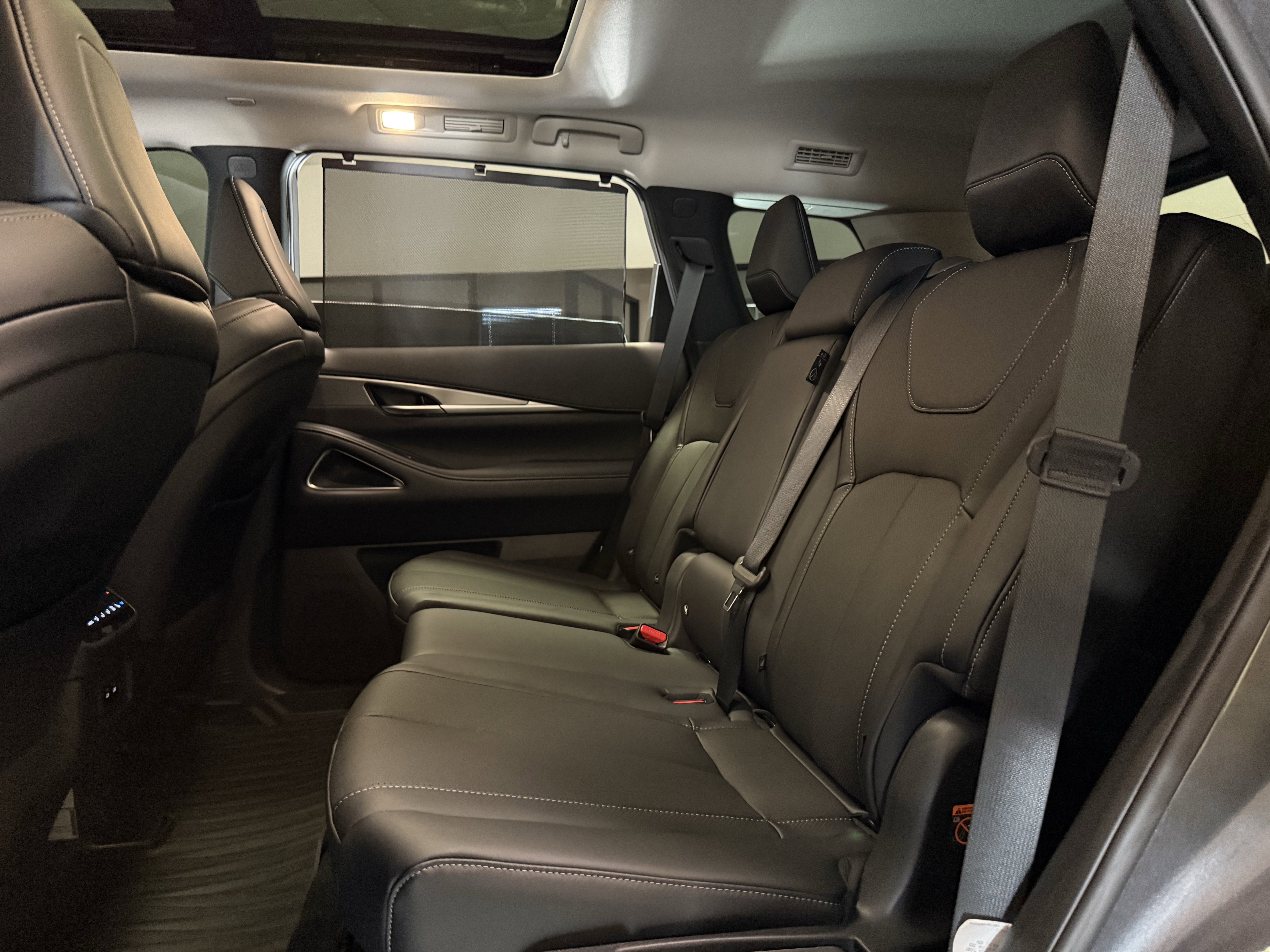 Certified 2026 INFINITI QX60 Luxe w/ Cargo Package FWD image 14