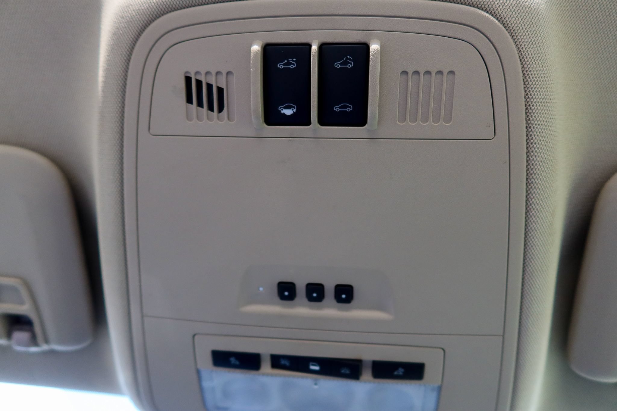 Used 2013 Buick Regal Premium FWD image 30
