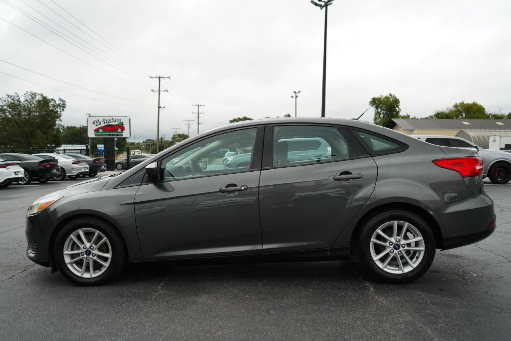 Used 2018 Ford Focus SE FWD image 23