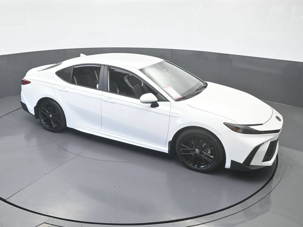 Used 2026 Toyota Camry SE FWD image 57
