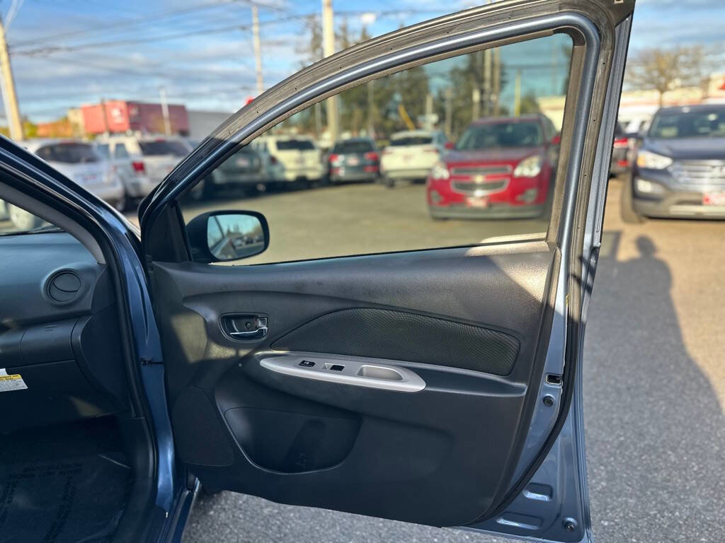 Used 2010 Toyota Yaris Sedan FWD image 19