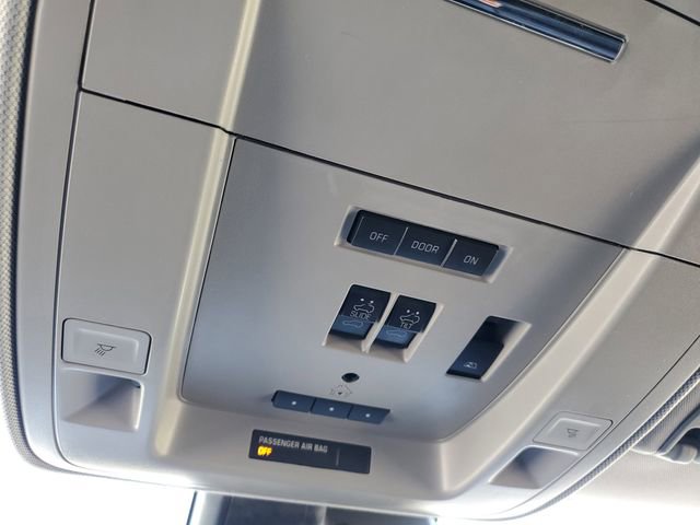 Used 2015 GMC Sierra 1500 Denali w/ Driver Alert Package image 28